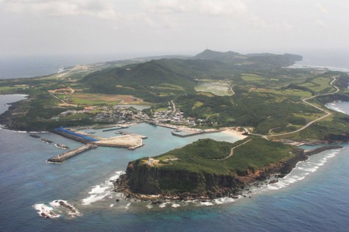 Japan enhances defense force near the conflicted island with China - ảnh 1
